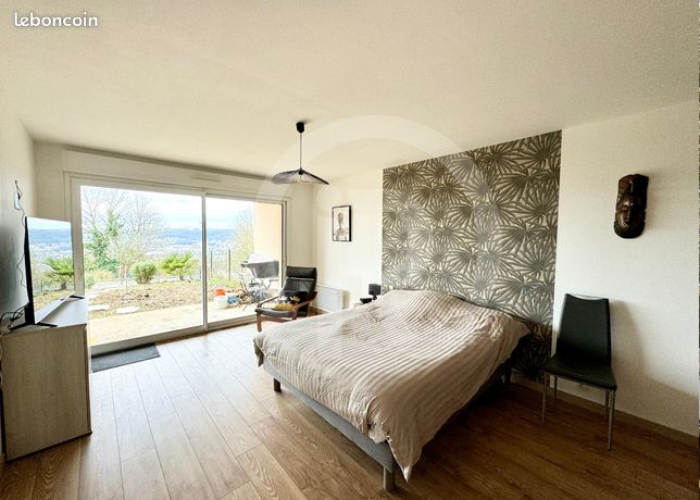 Maison 5 pièces 145 m²