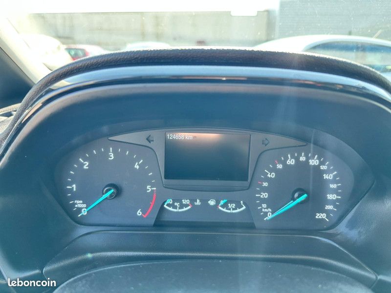 Ford FIESTA 1.5 TDCI 85CH CONNECT BUSINESS 5P (image 31)
