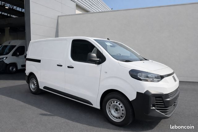 22 873 EUROS HT - SCUDO FOURGON M 120CV BM - Finition Pack Premium Connect Série 4 (image 3)