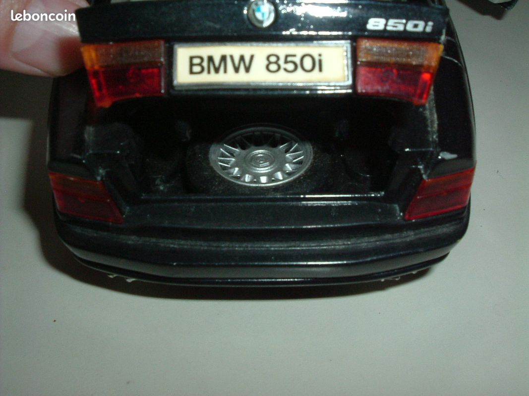 Tableau De Bord Miniature Pour Maisto BMW 850i 1/18 - Pièce Détachée D'occasion #C95