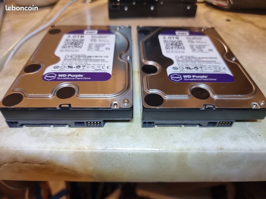 Énorme Lot De 33 Disques PC Shareware Vintage - Occasion - Mixte Logiciels Et Jeux Anciens - Pour Collectionneurs
