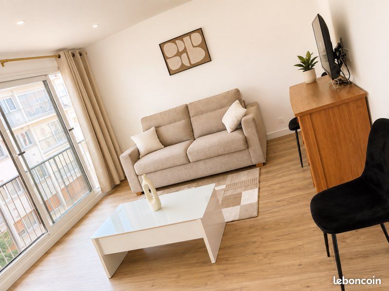 Appartement 1 pièce 26 m² · à Antony · 26 m² · 980 €