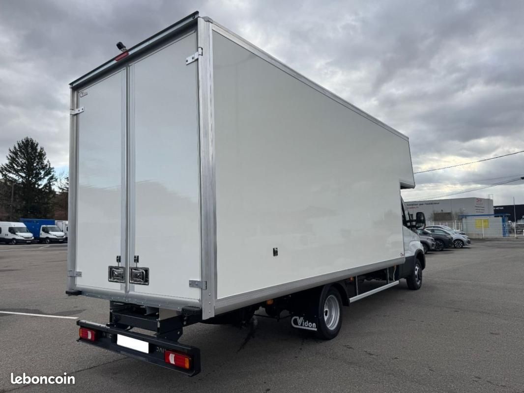 Iveco Daily CAISSE 35C18 A8 180CV 3L DEMENAGEMENT 27.5M3 (image 2)