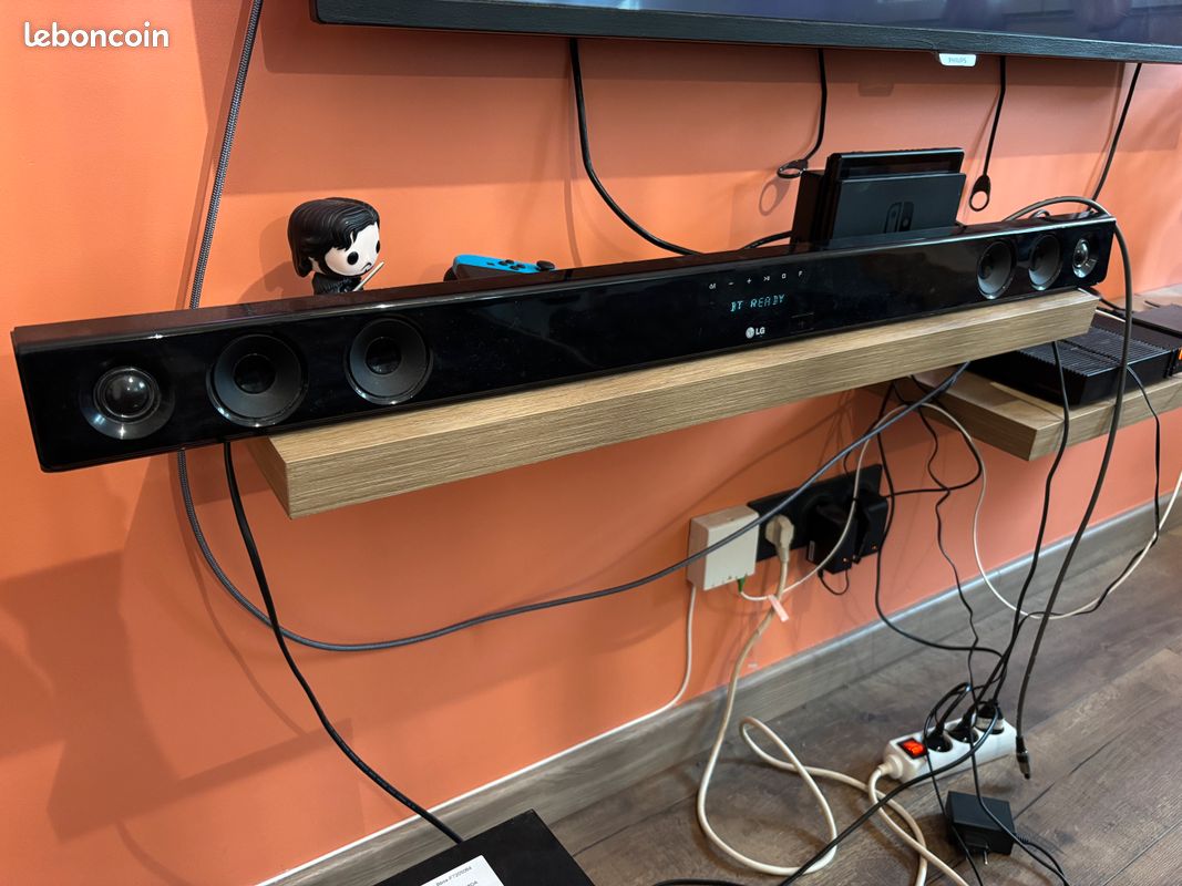 Bluetooth Lg Soundbar Nb300 Barre De Son LG Sound Bar NB 300 Photo