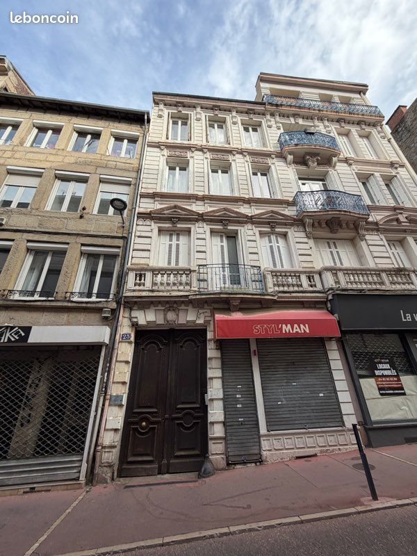 Appartement 1 pièce 50 m² · à Saint-Étienne · 50 m² · 28 000 €