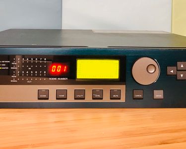 Processeur numérique de diffusion 2 entrées/6 sorties DBX - LA BS