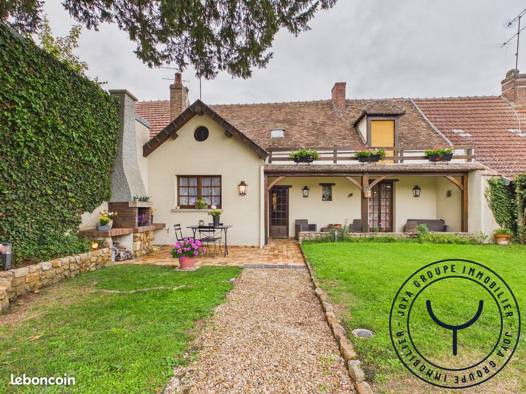 Maison 5 pièces 87 m² · à Saint-Just-Sauvage · 87 m² · 139 000 €