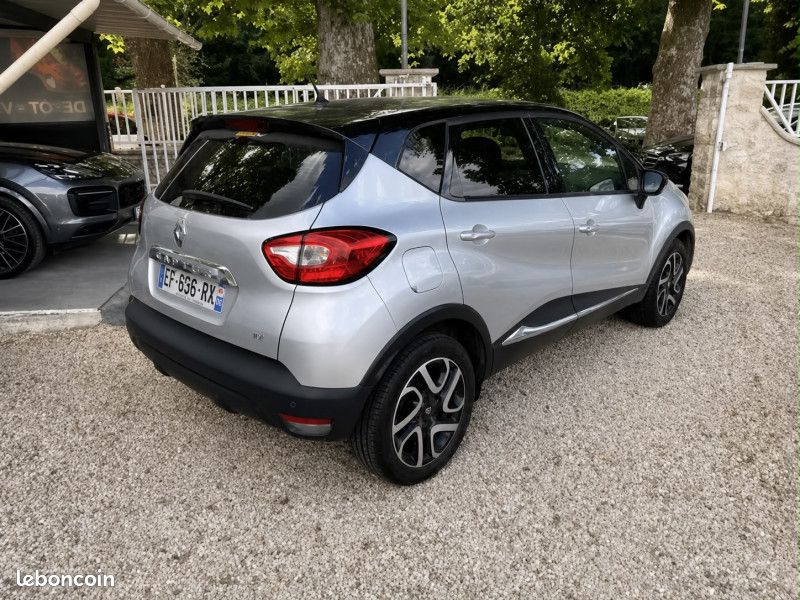 Renault CAPTUR 1.5 DCI 90CH STOP&START ENERGY INTENS ECO² EURO6 2016 (image 2)