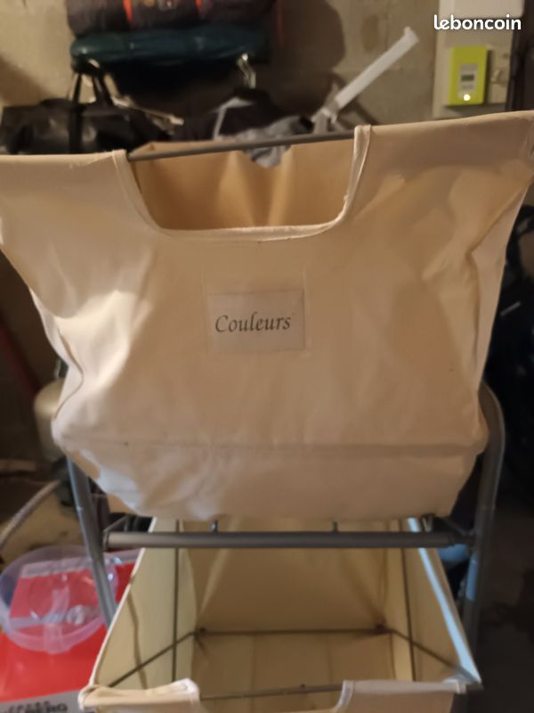 Étagères avec panier (image 2)