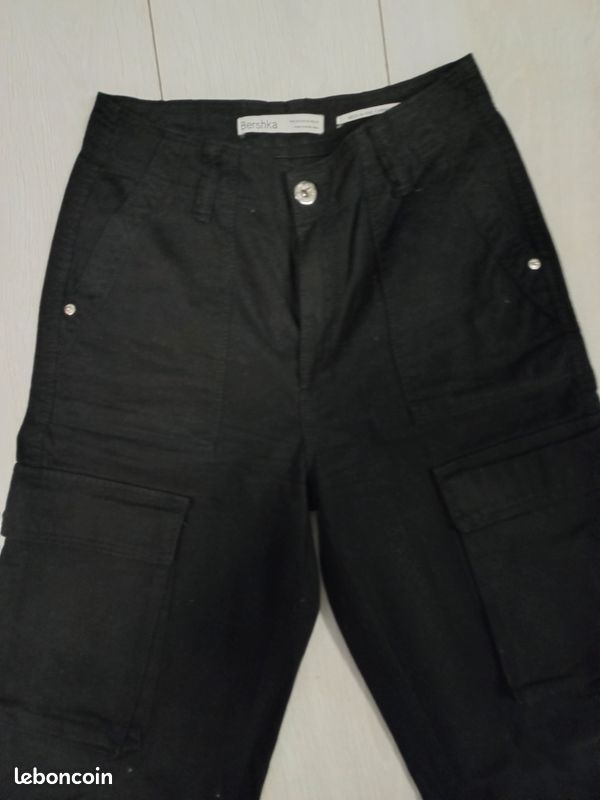 Pantalon large poches cargo (image 2)
