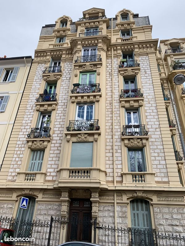 Appartement 3 pièces 56 m² · à Nice · 56 m² · 1 050 €