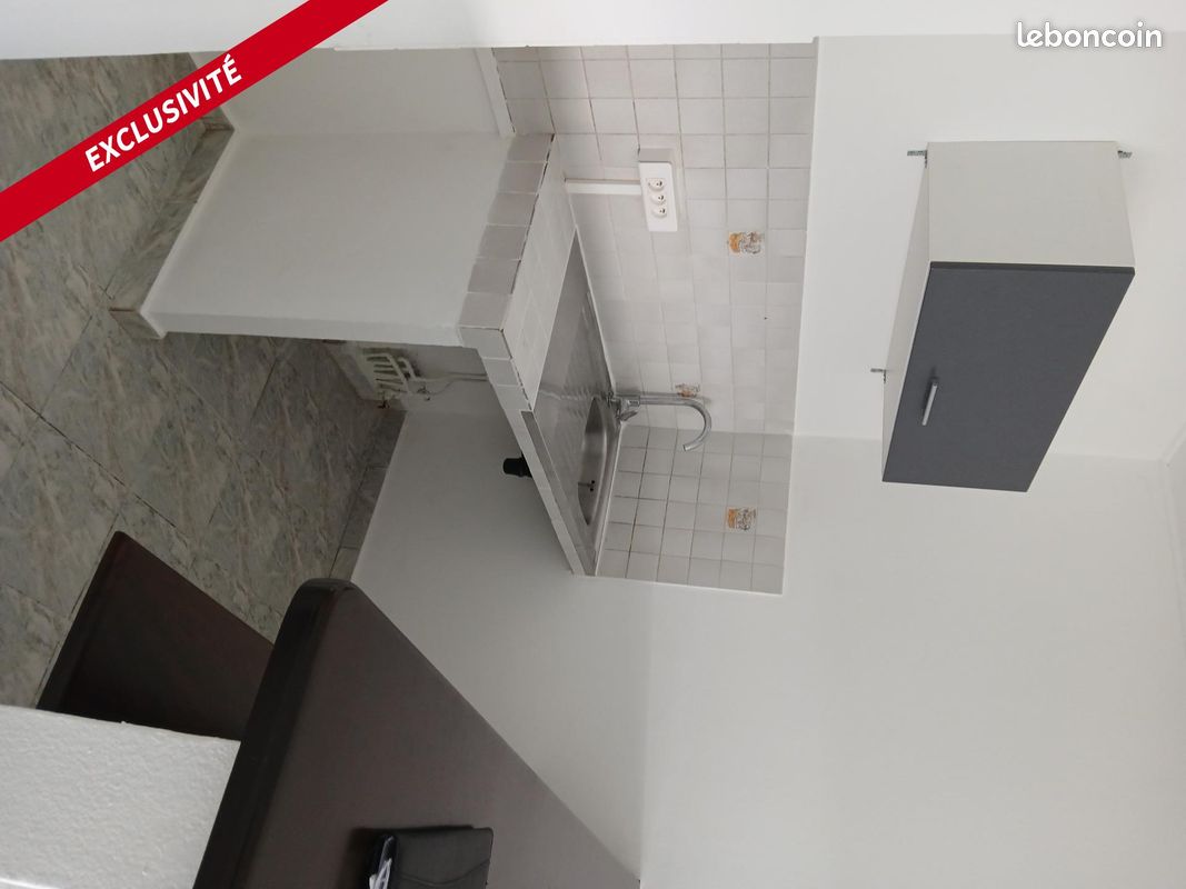Local commercial 158 m² · à Remire-Montjoly · 158 m² · 380 000 €