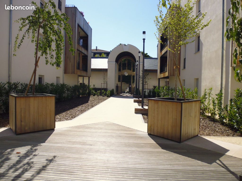 Parking/box NANCY · 77 €/mois