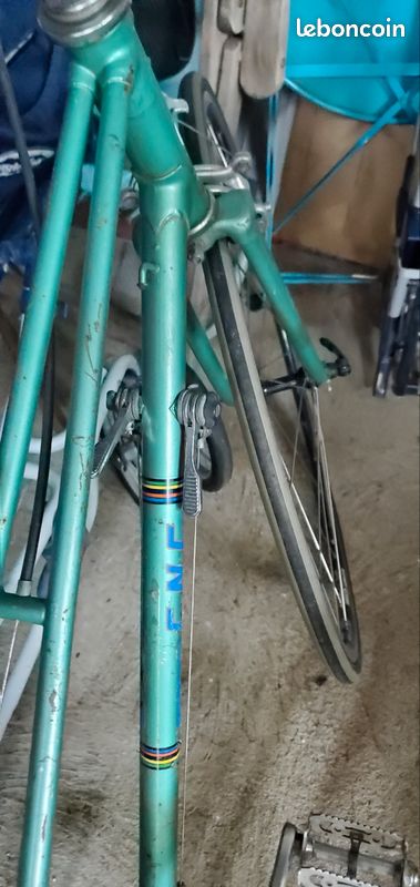 Vélo de courses français CNC 10 vitesses (image 5)