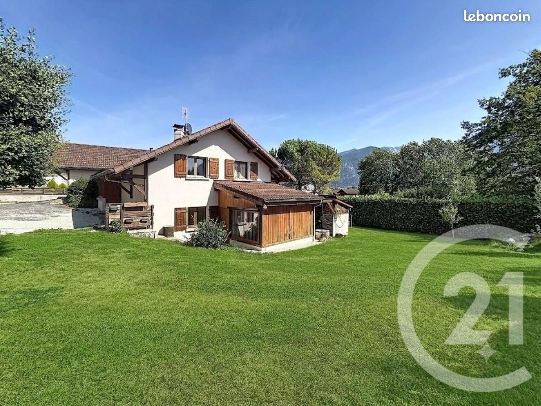 Maison 6 pièces 156 m² · à Thyez · 156 m² · 649 000 €