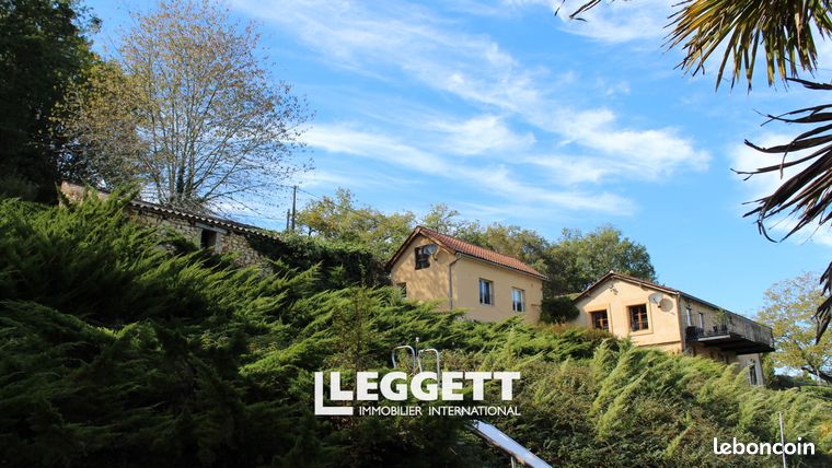 Maison 10 pièces 180 m²