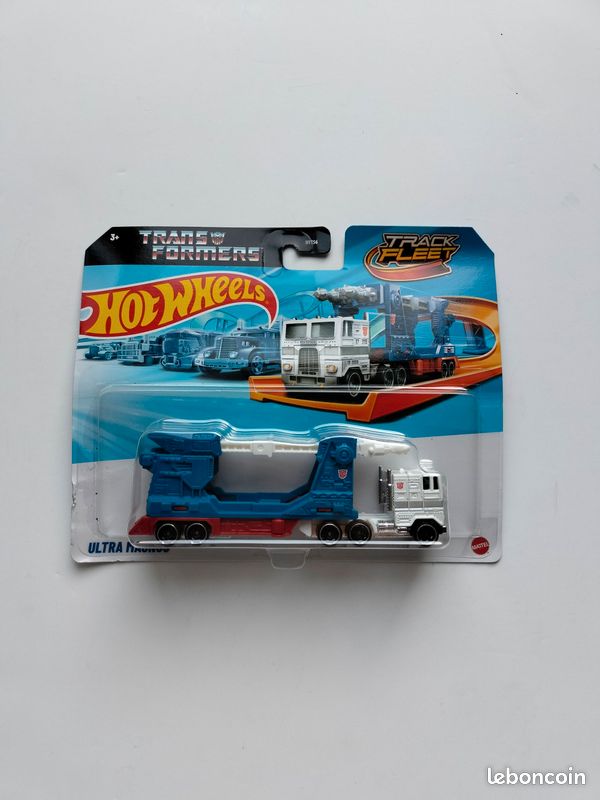 Hot Wheels Optimus Prime 1:64 - Camion Transformers Diecast - Neuf