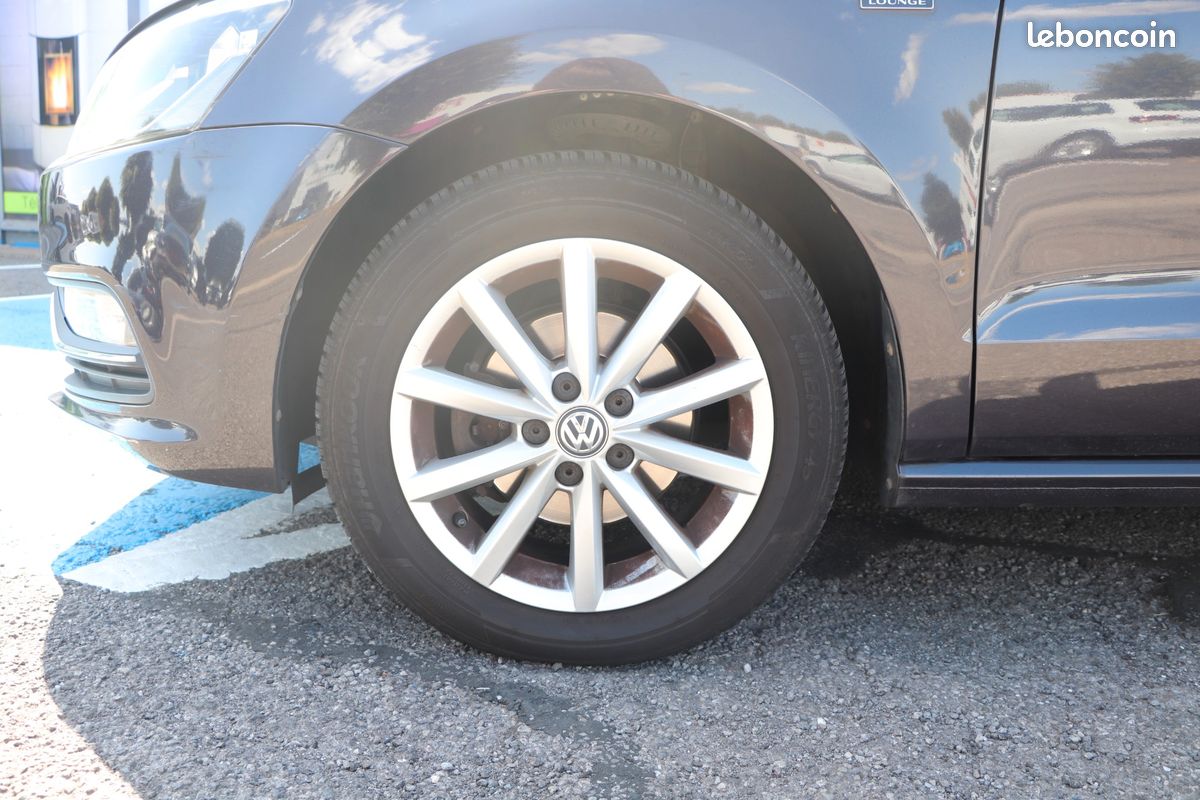 Volkswagen polo 1.2 tsi 90 lounge (image 31)
