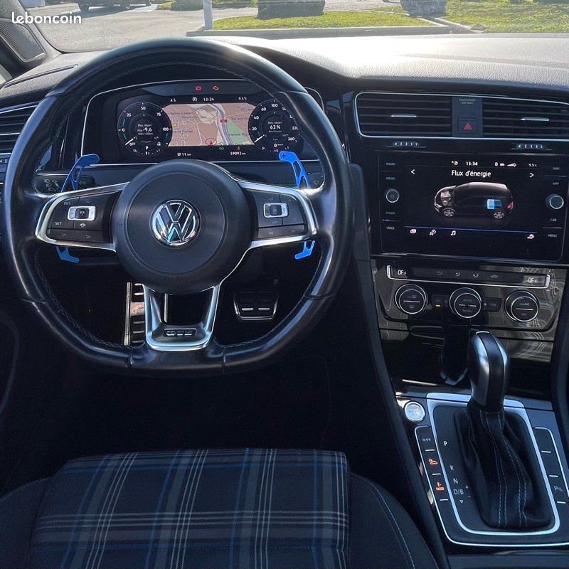 Volkswagen Golf GTE 1.4 HYBRID [Phase 2] Facelift 204Cv DSG6 (image 3)