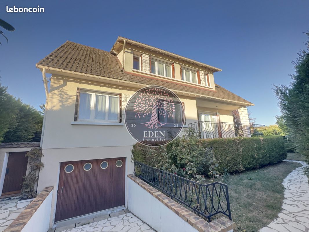 Maison 7 pièces 136 m² · à Dreux · 136 m² · 211 000 €