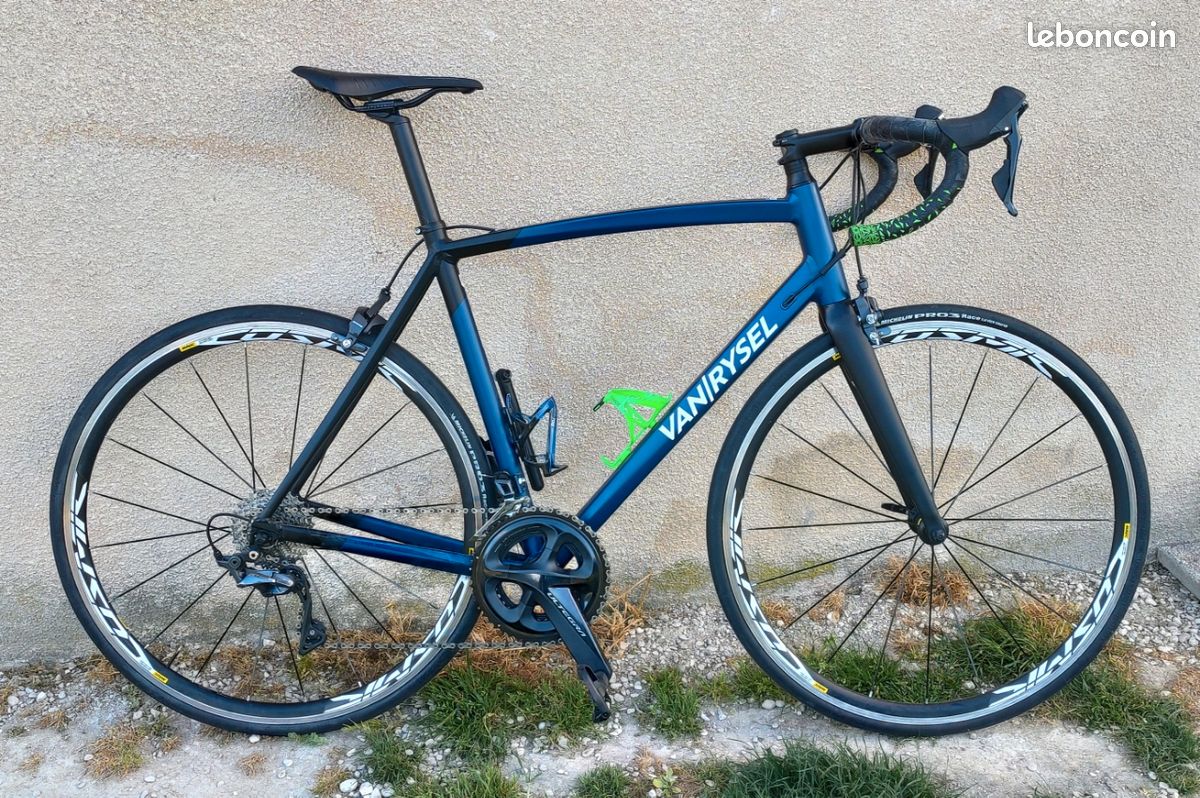 Bicycle Van Rysel Rcr Cf 105 Road Bike Van Rysel NCR CF Shimano