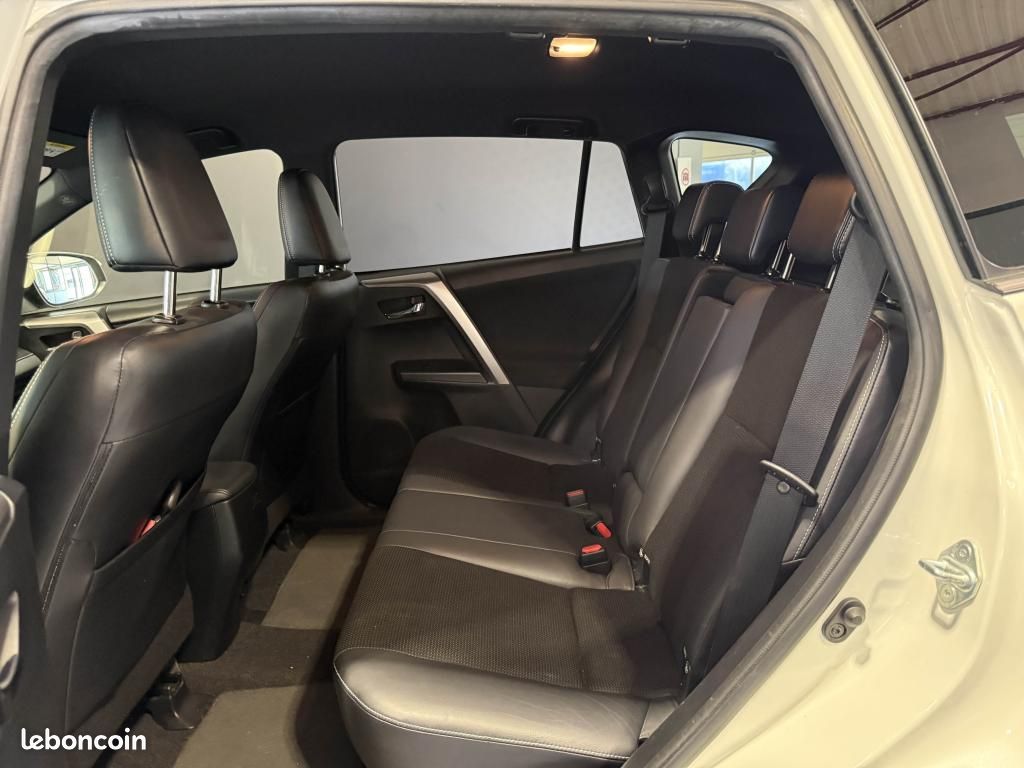 TOYOTA RAV 4 143 CH D-4D 4x2 Design Business - GARANTIE 12 MOIS (image 20)