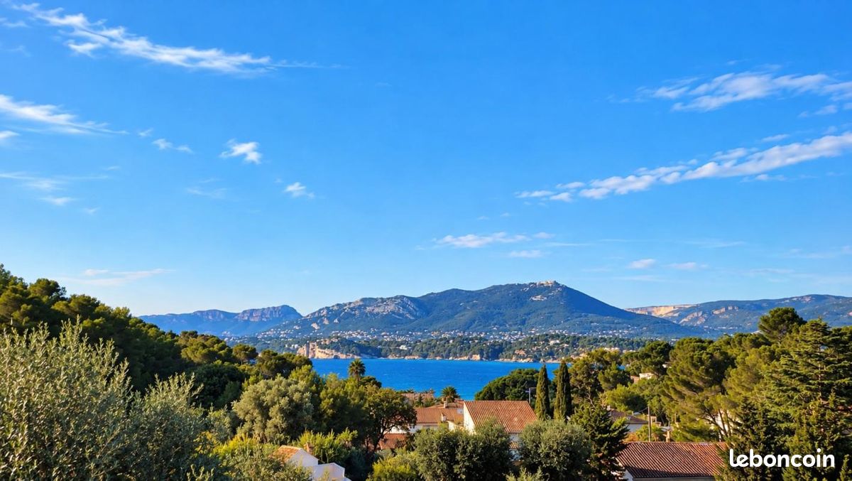 Appartement 5 pièces 102 m² · au Pradet · 102 m² · 695 000 €