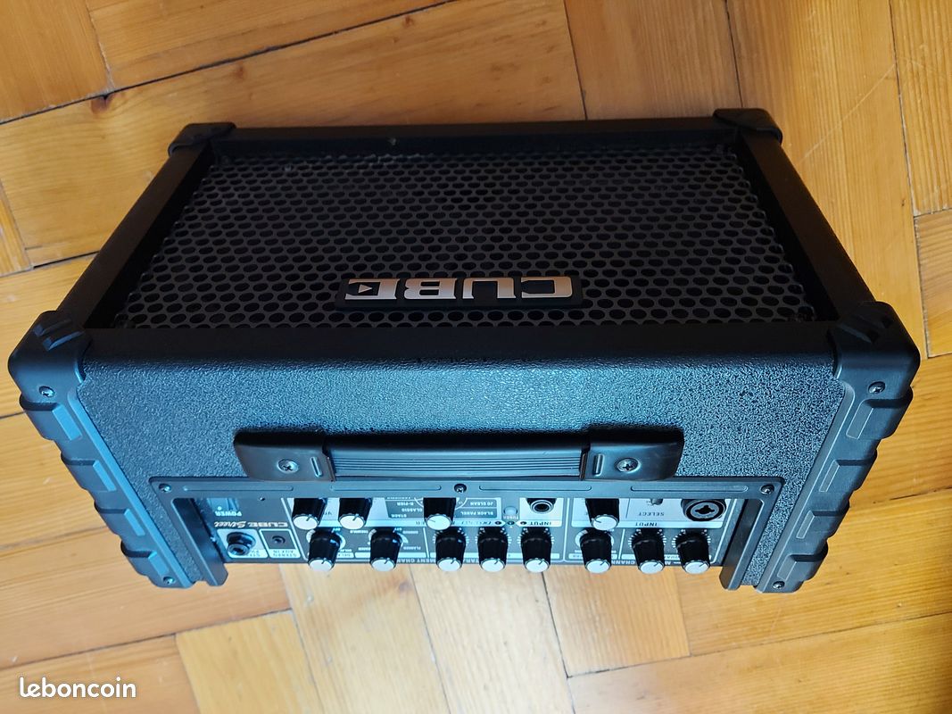 Ampli Roland Cube Street (image 3)