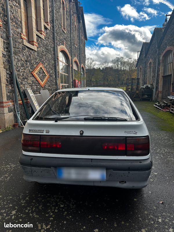 Renault 19 (image 2)