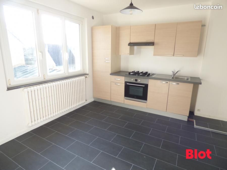 Maison 4 pièces 90 m² · à Saint-Avé · 90 m² · 1 100 €