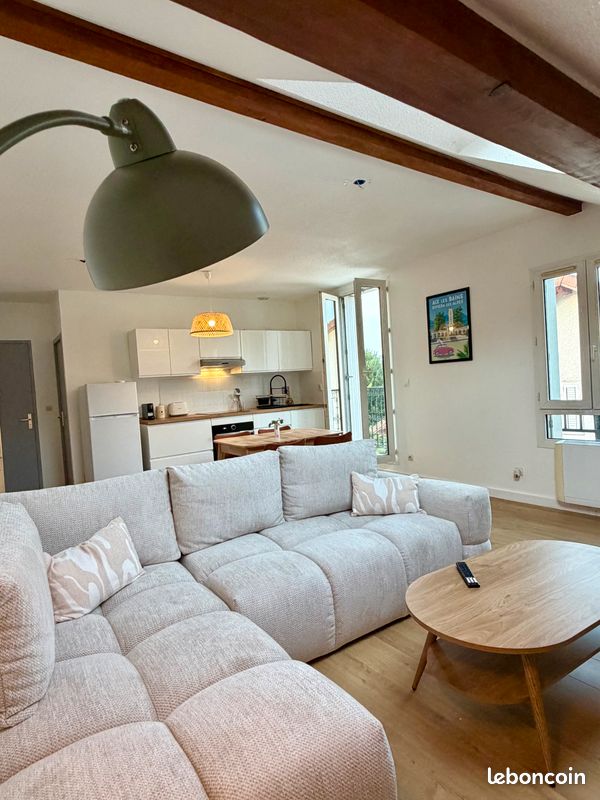Appartement 2 pièces 40 m² · à Aix-les-Bains · 40 m² · 830 €/mois