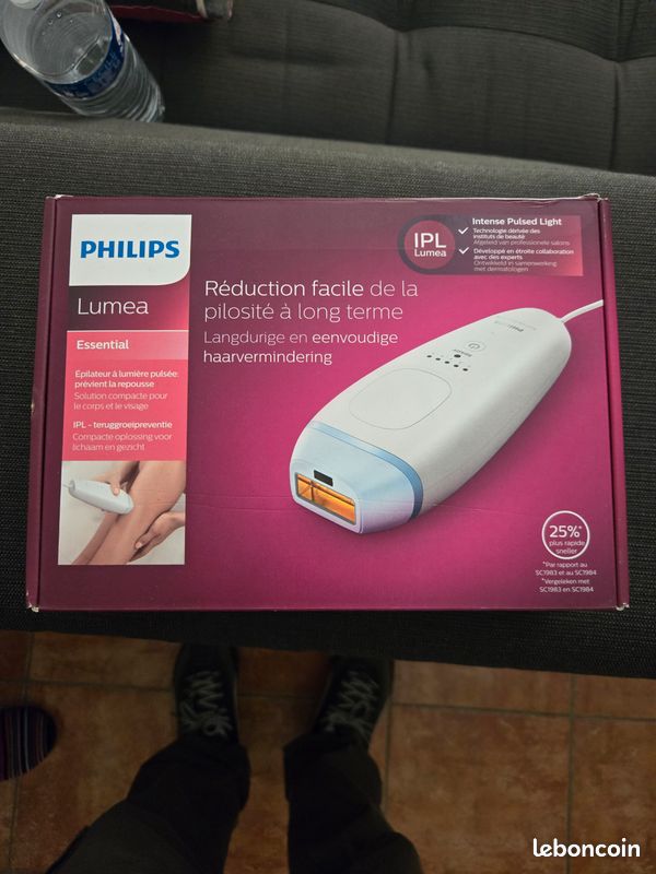 Épilateur Lumière Pulsée Philips Lumea Essential BRI8063 - Occasion - Fonctionne Bien