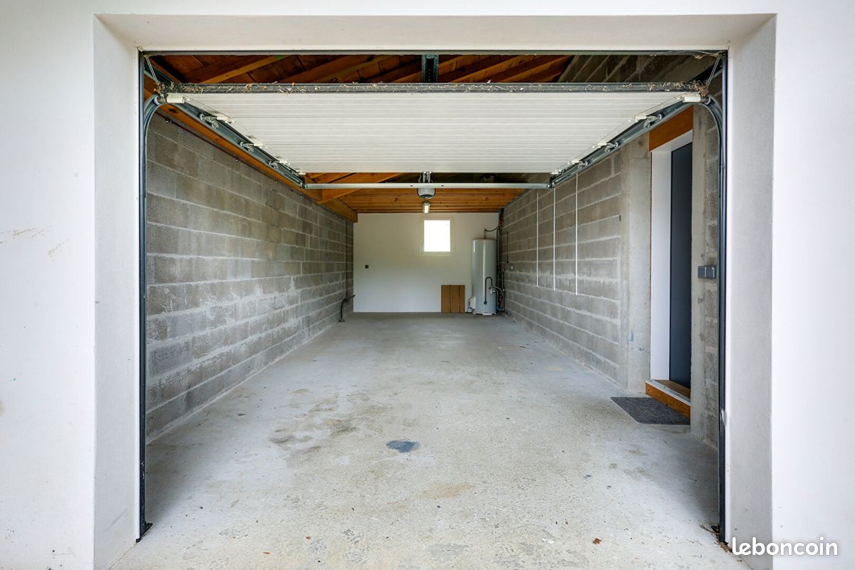 Maison 4 pièces 100 m² · à Bassussarry · 100 m² · 976 €
