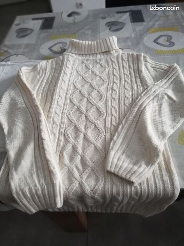 Pull hiver col montant dames blanc cassé avec torsades (image 1)