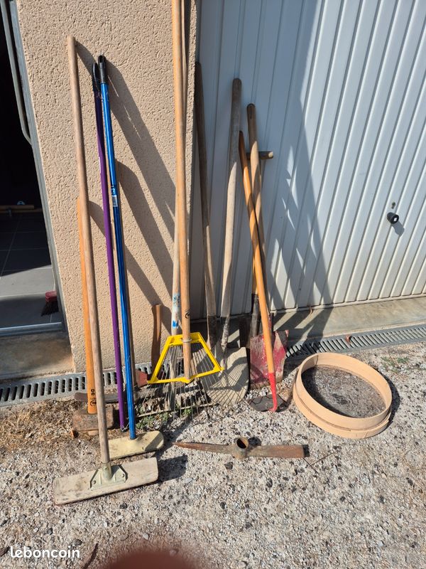 Outils de jardinage (image 1)