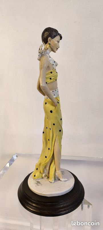 😍✨ Superbe Statuette "Fashion Lady" par Antoni Famery – Italie, c. 1990 ✨😍 (image 8)