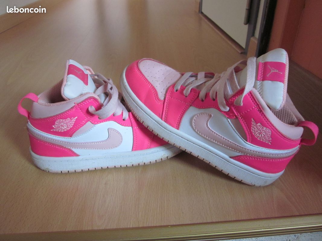 Chaussure nike fille (image 1)