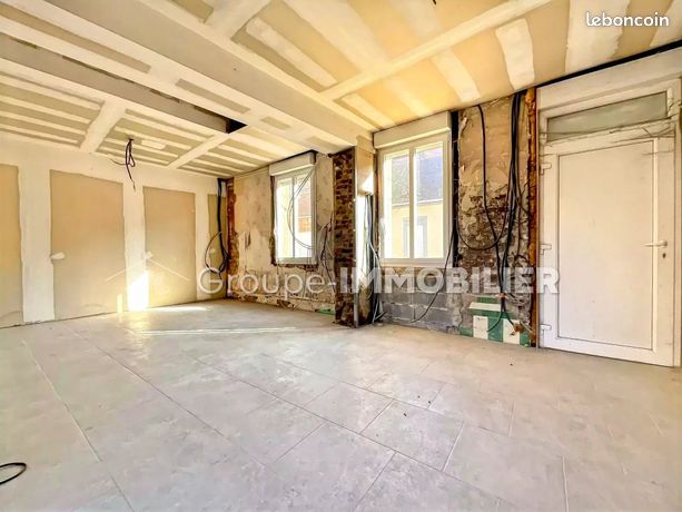 Immeuble 4 pièces 300 m²