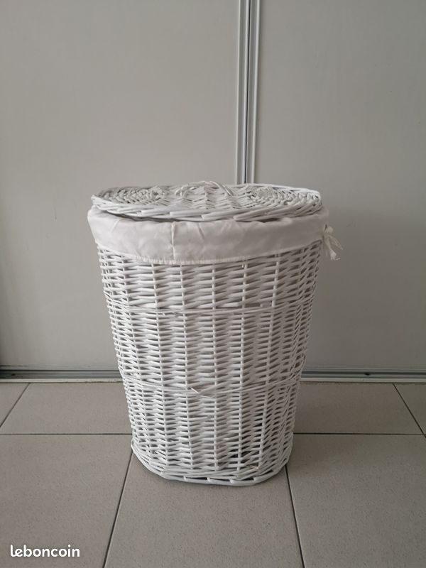 Coffre à linge (image 1)