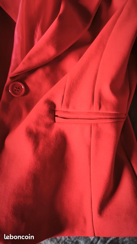 Veste courte cintrée femme taille 40/42 rouge (image 5)