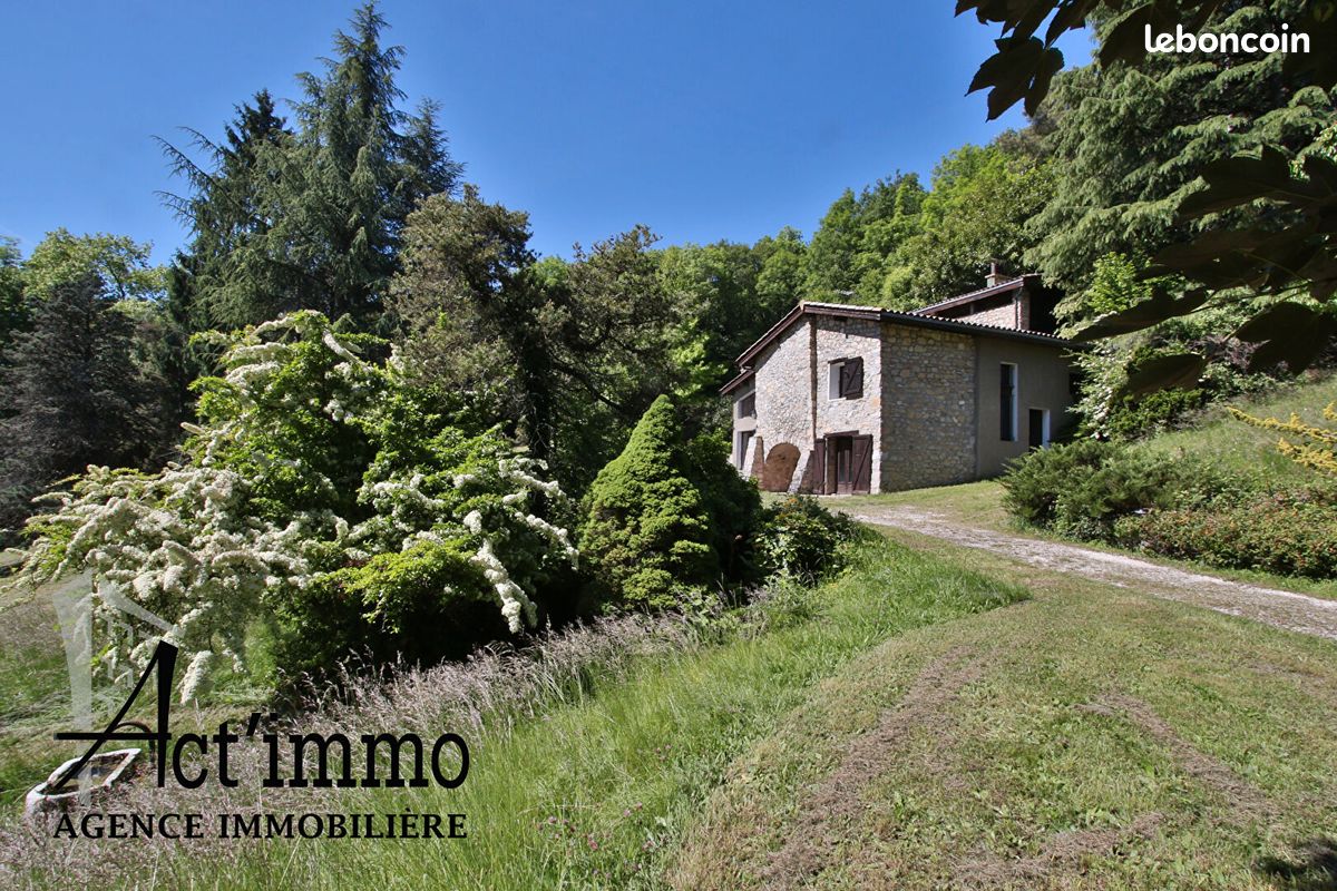 Maison 8 pièces 220 m² · à Claix · 220 m² · 895 000 €