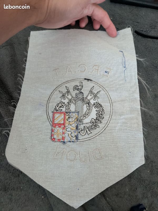 Fanion drapeau militaire e.r.c.a.t dijon armée française (image 3)