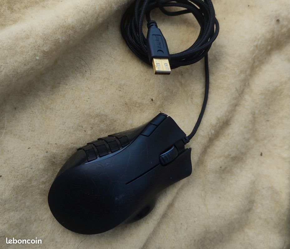 Razer Naga molten core edition (image 2)