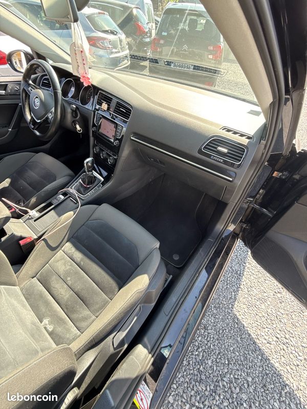 Volkswagen Golf VII Berline Carat BMT DSG7 *ALCANTARA CHAUFFANT*216000KMS*7990EUROS (image 15)