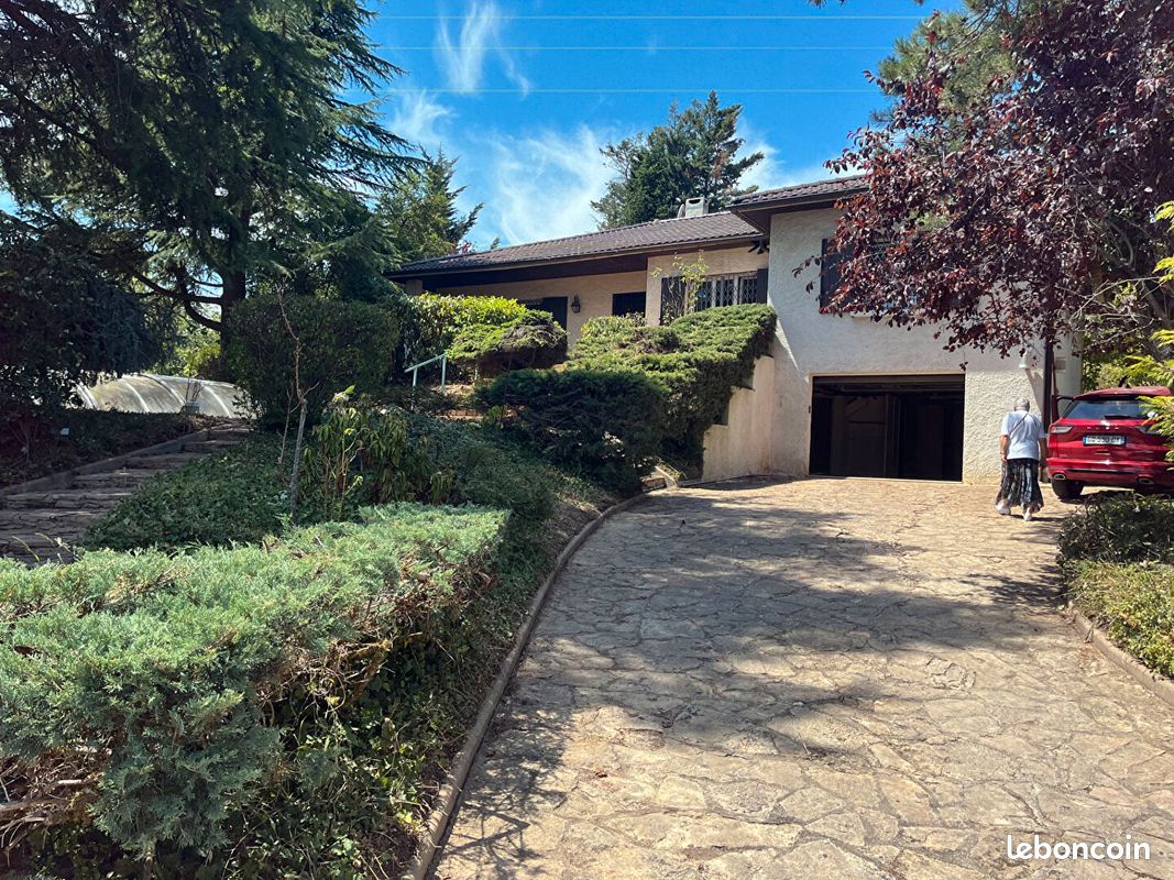Maison 6 pièces 244 m² · à Dardilly · 244 m² · 599 000 €