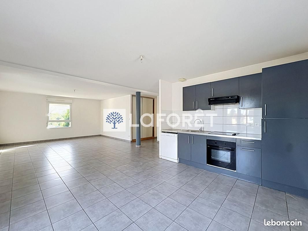 Appartement 5 pièces 94 m² · à Montbéliard · 94 m² · 140 000 €