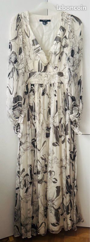 superbe robe doublée Ethniques taille 38 parfait état