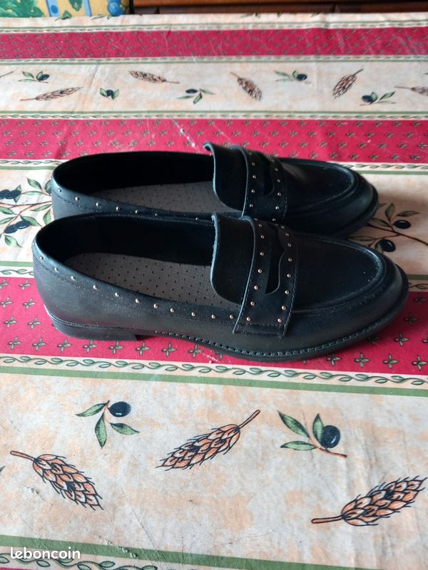 Vends mocassin femme taille 41 (image 4)
