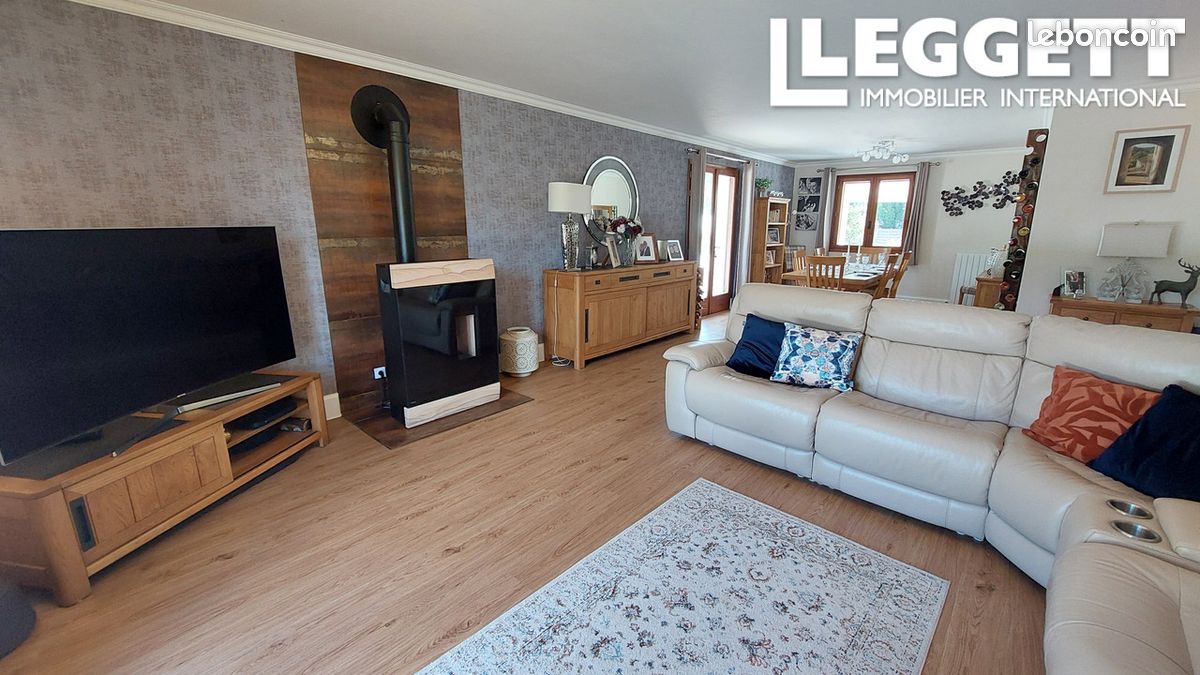 Maison 9 pièces 175 m² - Sers 16410 (image principale 4)