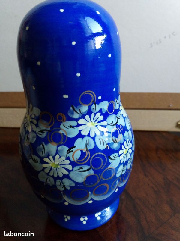 Poupees Russes Bleu Emboitables Matriochka Peinte a La Main Par Titova